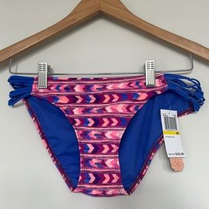 Giani Bernini Bright Arw Side Strp Low Rise Bikini Bottom Wine Sz M NWT